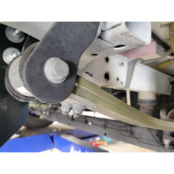SUSTITUCIÓN BALLESTA DE FIBRA 5827544 POR MAESTRA BALLESTA T PAR FORD TRANSIT 75/20 692+678